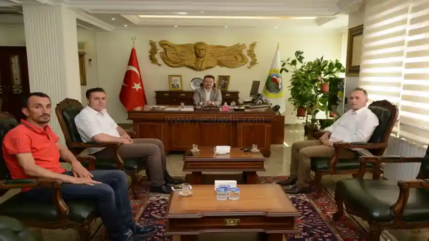 Özer Ertekin Vali Enver Ünlü'yü Makamında Ziyaret Etti
