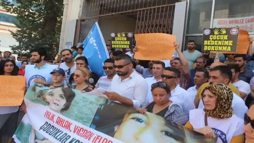 Iğdır'da Çocuk İstismarı ve Cinayetleri Kınandı