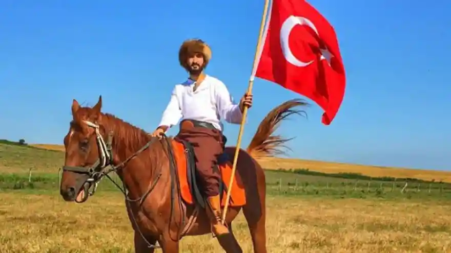 Işık, atlı okçuluk elemelerinde Muş'u temsil edecek
