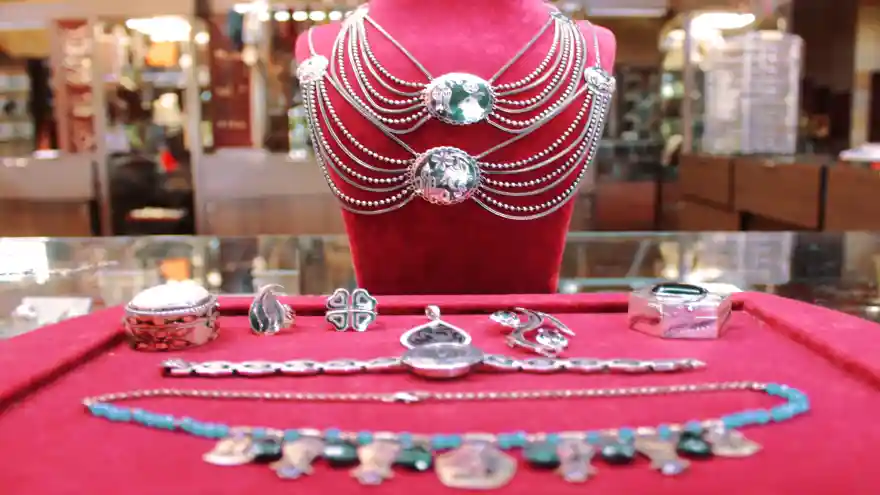 Takıların asırlık gözdesi Van'da hayat buluyor
