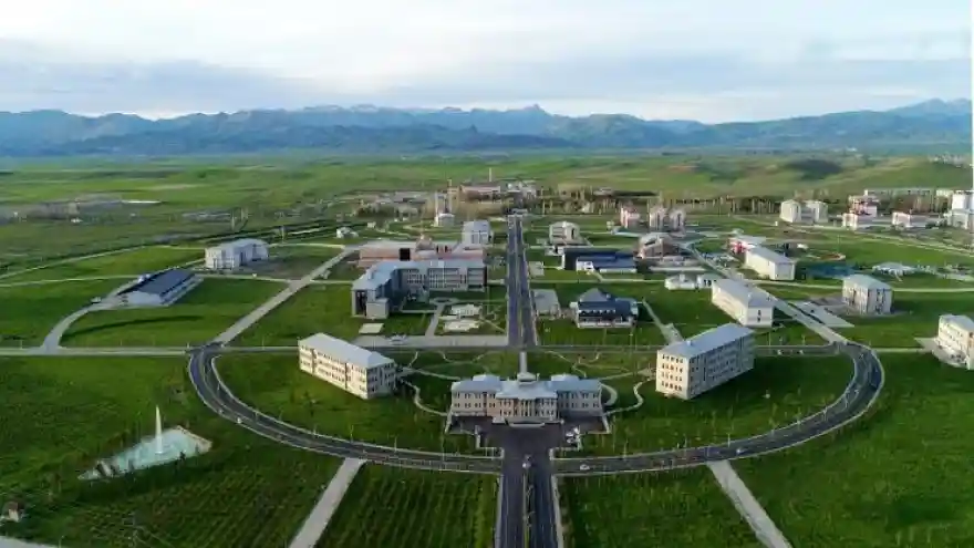 AİÇÜ'de Fen Bilimleri Enstitüsü bünyesinde kimya anabilim doktora programı
