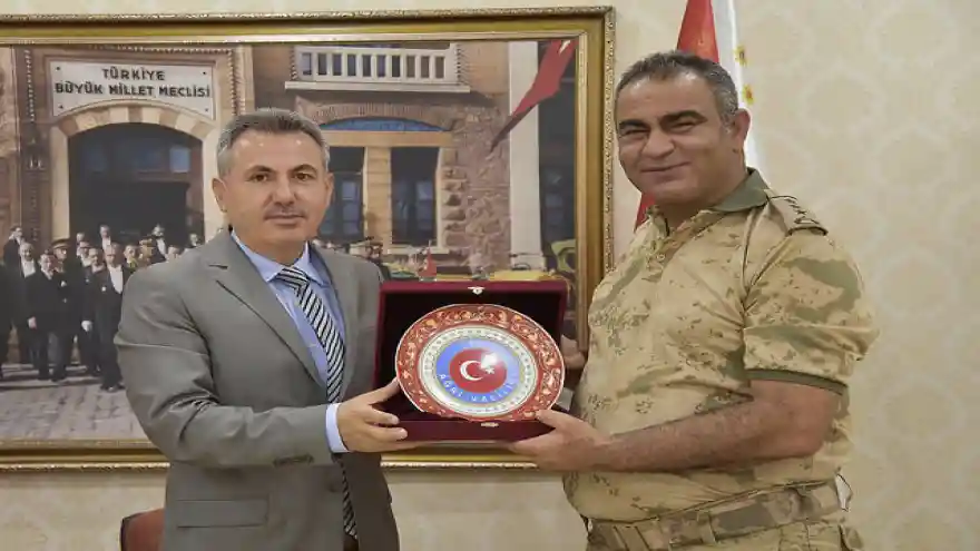 İl Jandarma Komutanı Albay Gökhan Şahin'e Veda Yemeği
