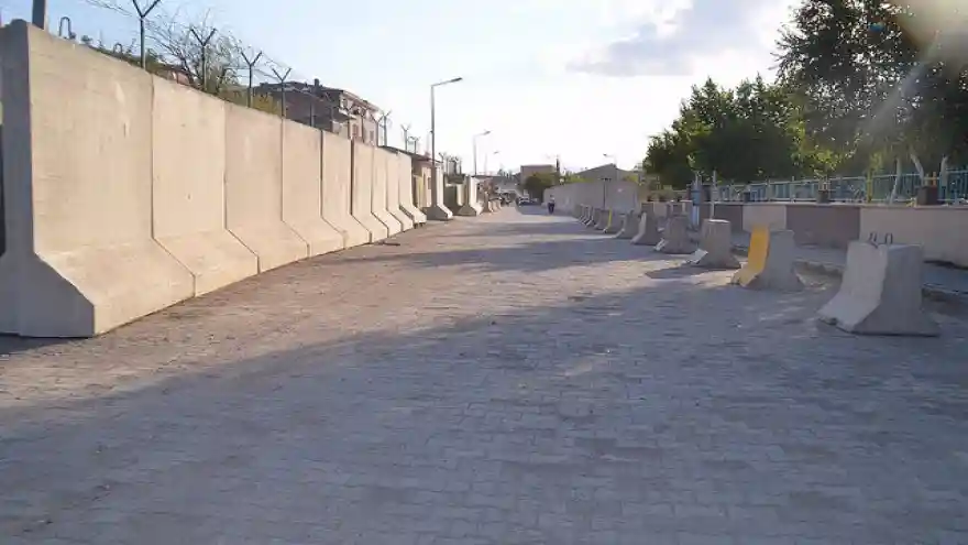 Ağrı Belediyesi Alternatif Yollar Trafiğe Açıldı