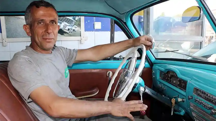 Hurda Otomobilleri Yeniliyor
