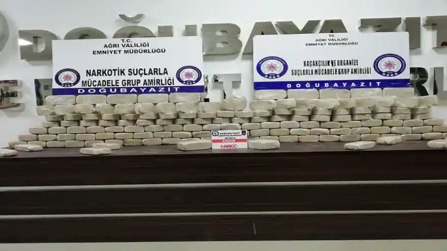 DOĞUBAYAZIT'A 108.948 gr. EROİN ELE GEÇİRİLDİ