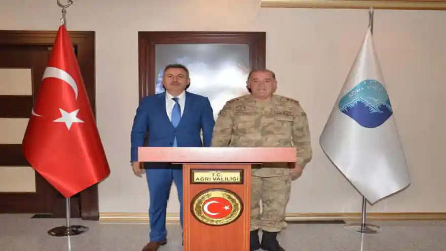 Tümgeneral Hacıoğlu, Vali Elban'ı Ziyaret Etti