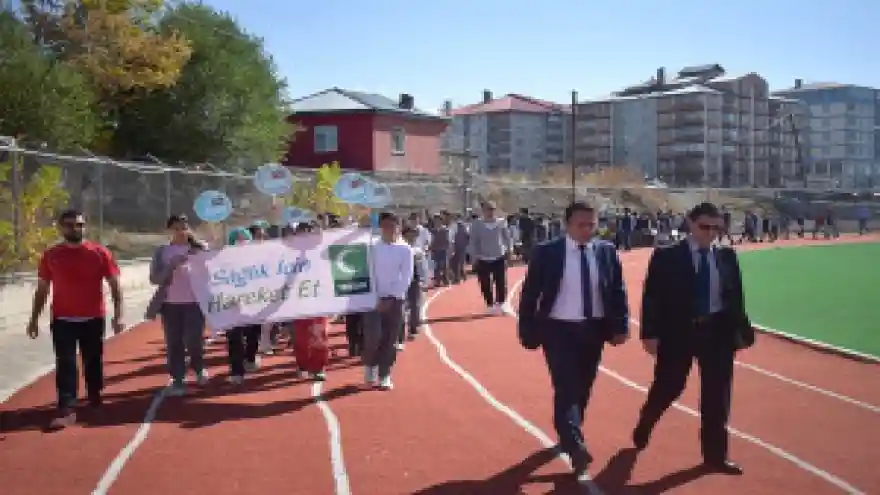 Ağrı'da Dünya Yürüyüş Günü Yapıldı
