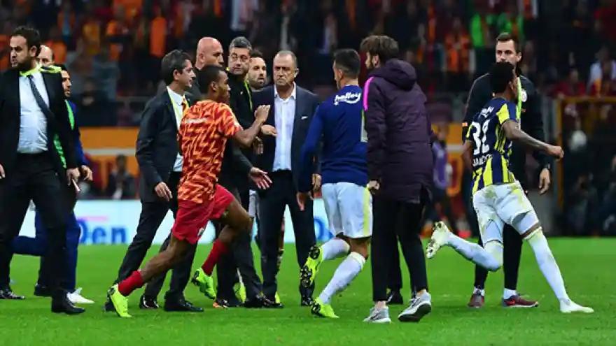 Olaylı derbinin faturası açıklandı; 3 kırmızı kart