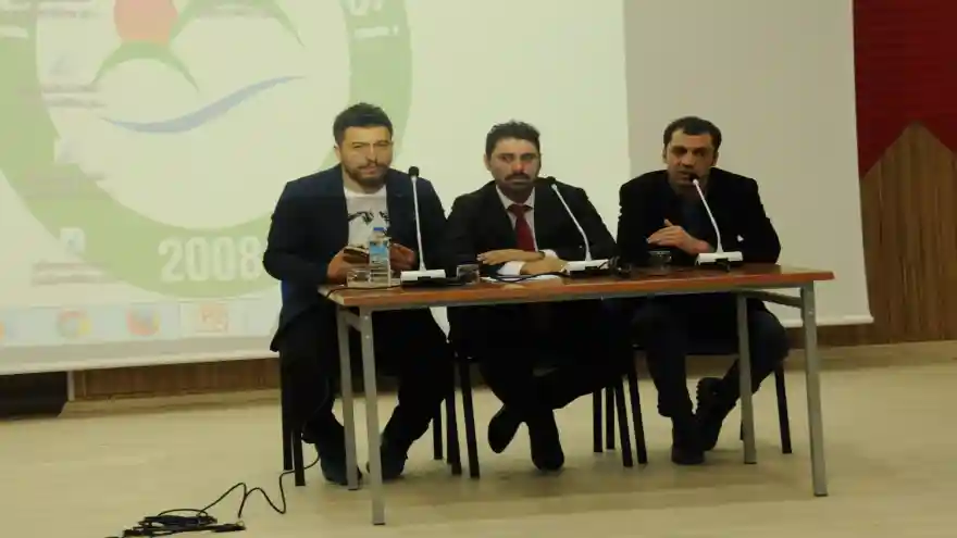 Iğdır Üniversitesi Atatürk'ü Anıyoruz Konulu  Panel Düzenlendi