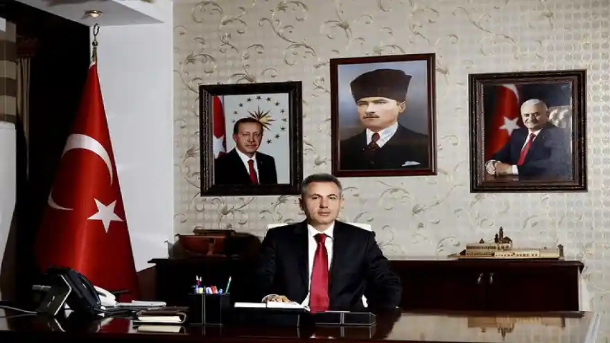 Vali Elban'ın 24 Kasım Öğretmenler Günü Mesajı