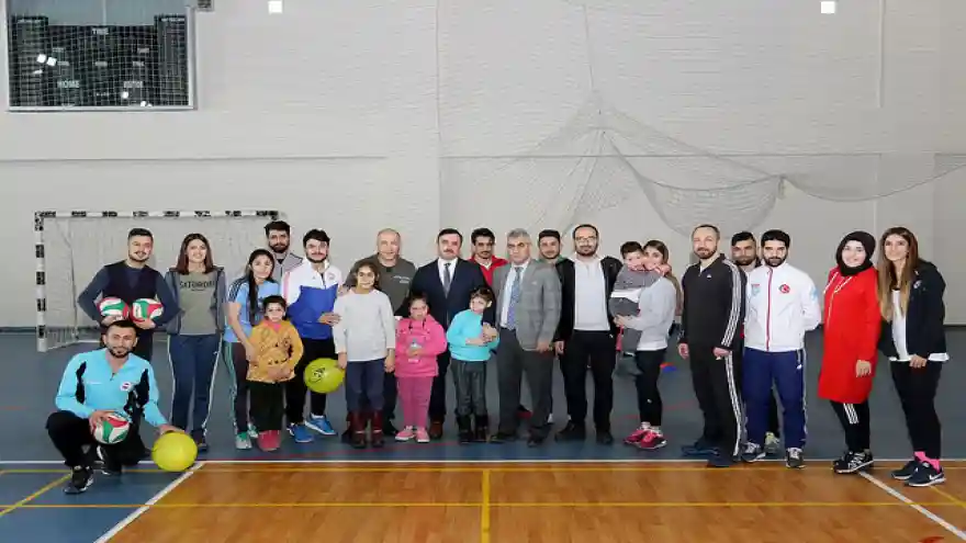 Ağrı İbrahim Çeçen Üniversitesinden Engelliler İçin Anlamlı Proje