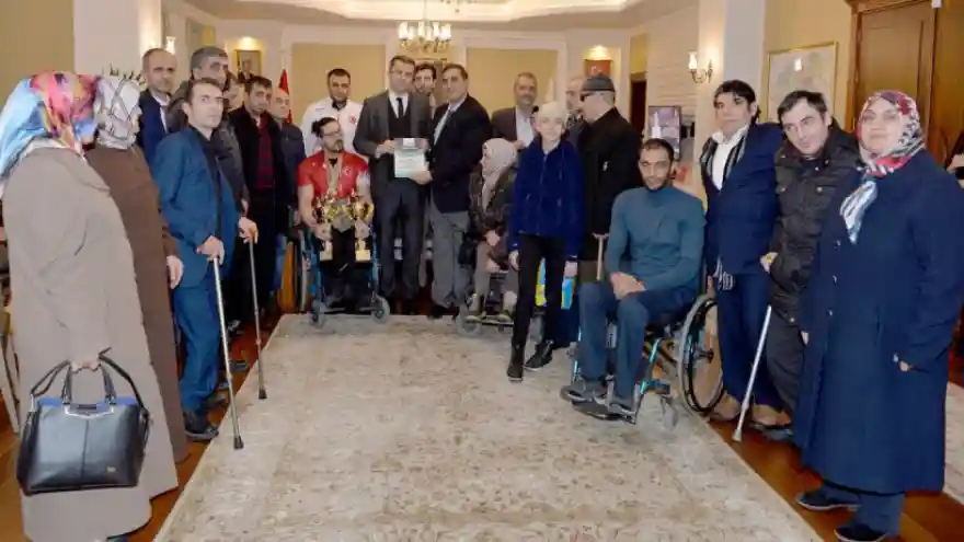 Vali Memiş'e Engelli Brifingi