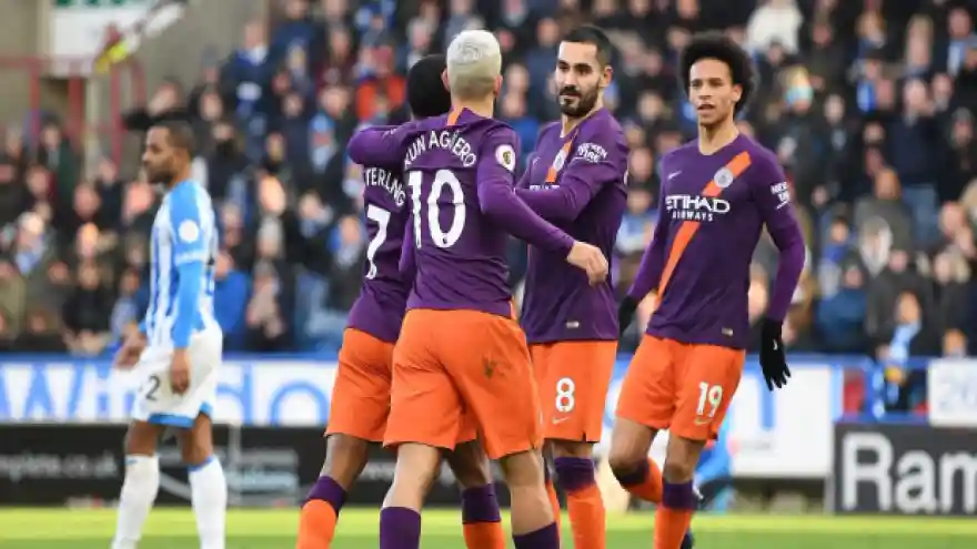 Manchester City deplasmanda coştu
