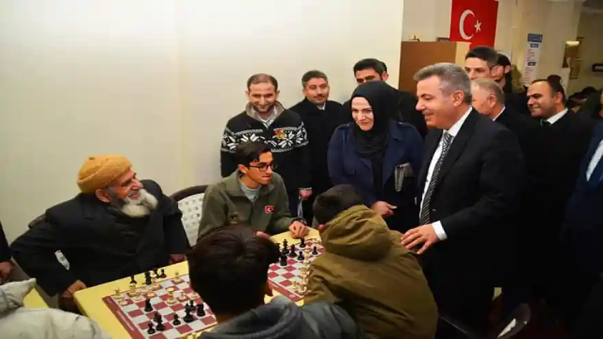 Ağrı'da Satranç Turnuvası Düzenlendi