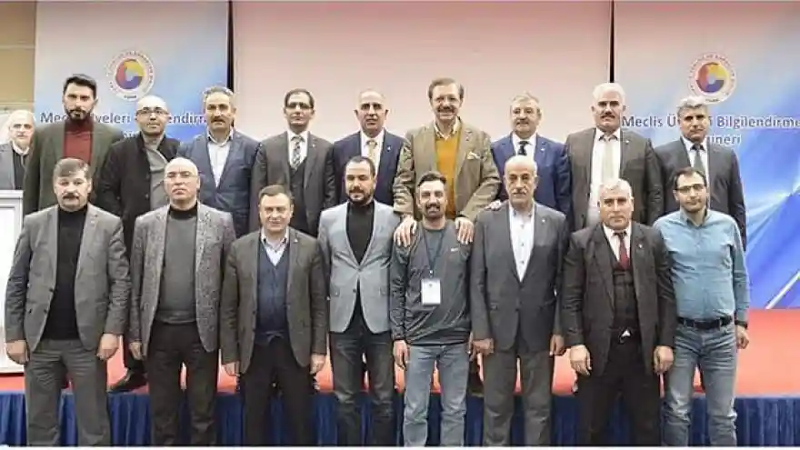 AĞRI TİCARET VE SANAYİ ODASI YÖNETİMİ TOBB SEMİNERİNE KATILDI