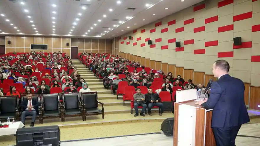 AĞRI MİLLİ EĞİTİM MÜDÜRÜ TEKİN ADAY ÖĞRETMENLERLE BİR ARAYA GELDİ