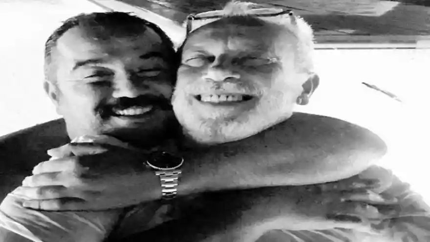 "Kelimelerim eksik uyandım bu sabah"