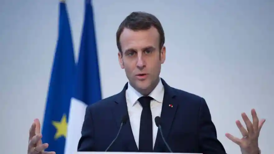 Macron'un Avrupa Rönesansı teklifine Fransız siyasetçilerden tepki
