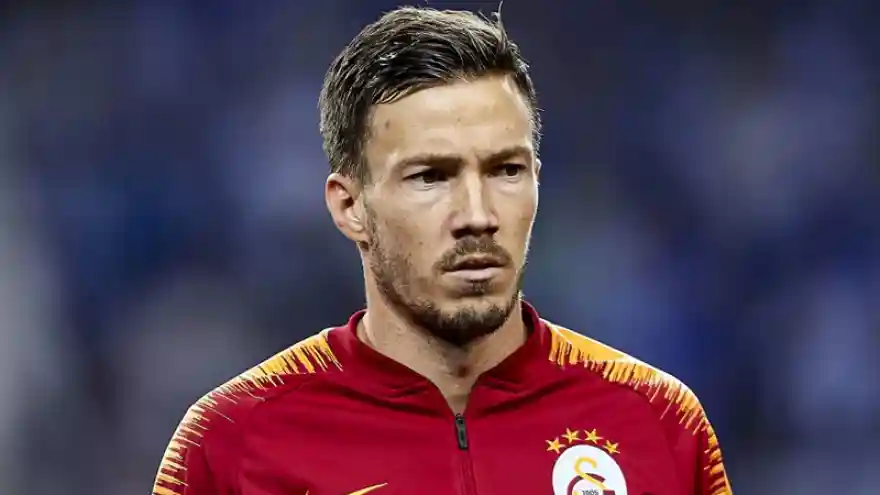 Galatasaray'dan Linnes'e yeni sözleşme