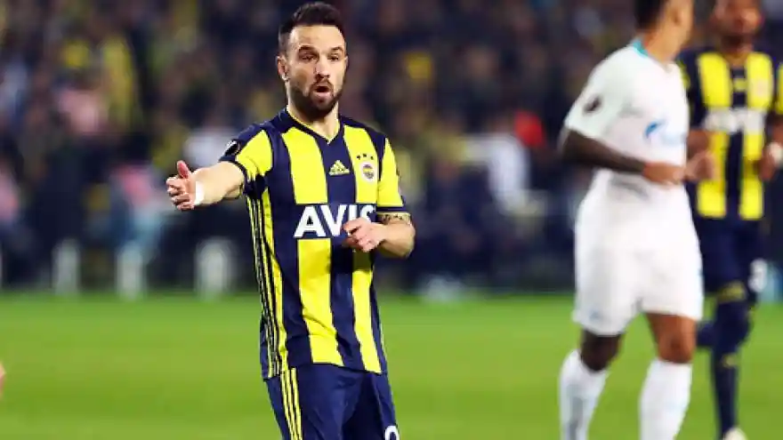 Valbuena, sözleşmesindeki özel maddeden feragat etti