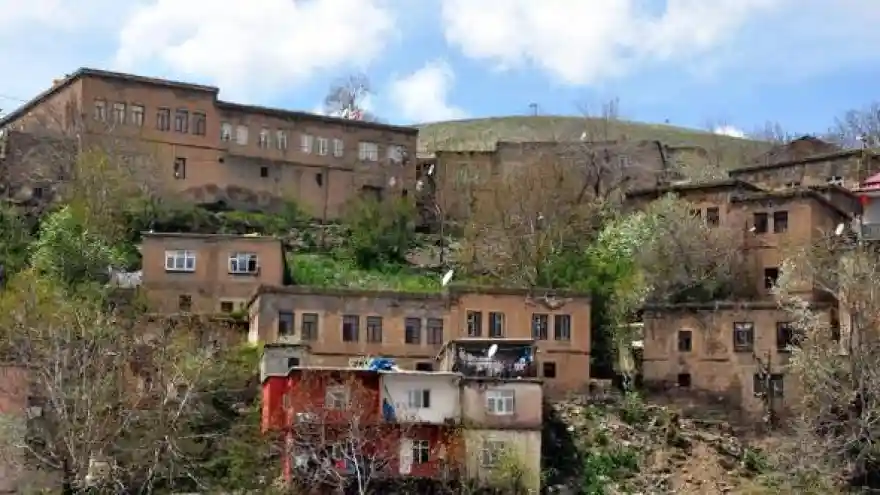 Bitlis'in tarihi evleri turizme kazandırılacak