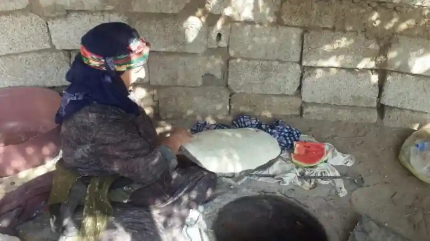 Tandır Hem Bir Gelenek Hem De Kadınlar İçin Sosyal Alana Dönüşüyor