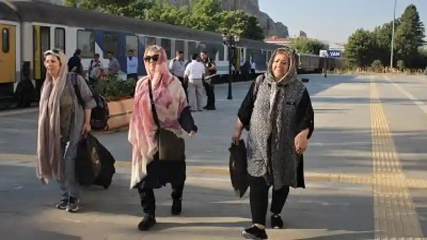 8 Yıl Sonra İlk Sefer