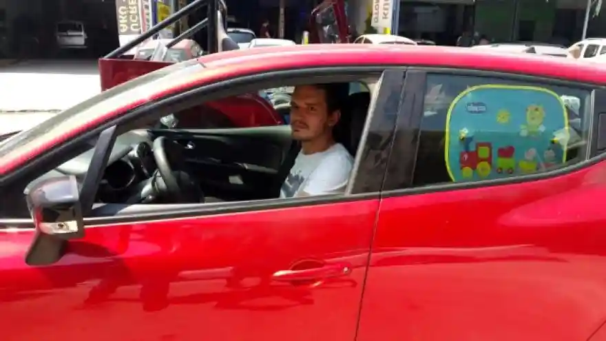 Satın alma bahanesiyle çalınan otomobil çekicinin dikkati sayesinde bulundu