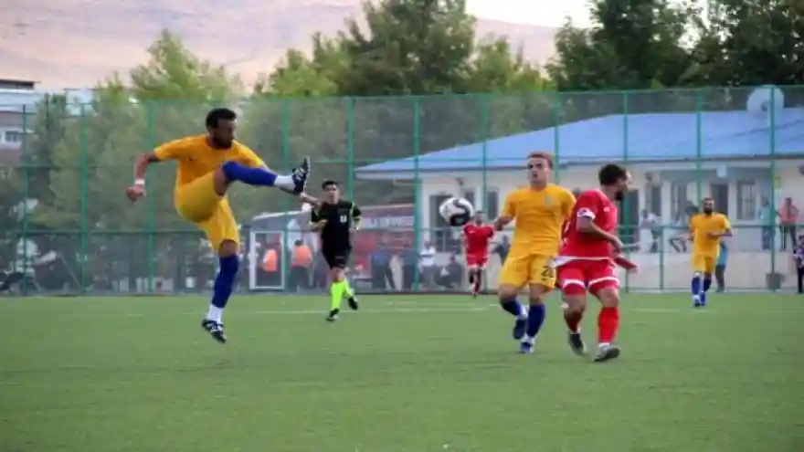 Elazığ belediyespor fk - ağrı 1970 spor: 1-1