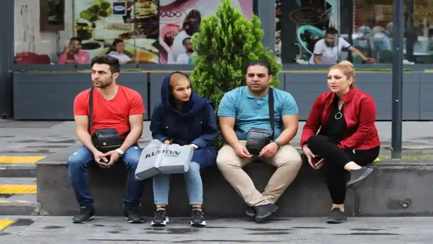 İranlılar Van'ın yüzünü güldürmeye devam ediyor!