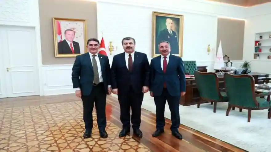 AİÇÜ Rektörü Prof. Dr. Karabulut, Sağlık Bakanı Fahrettin Koca'yı Ziyaret Etti