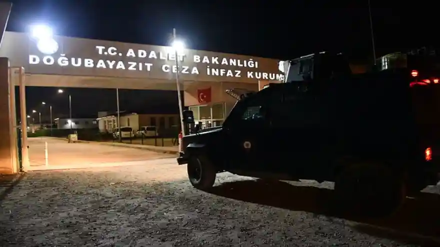 Eşi ve kızına dehşeti yaşatmıştı... İşkenceci koca tutuklandı