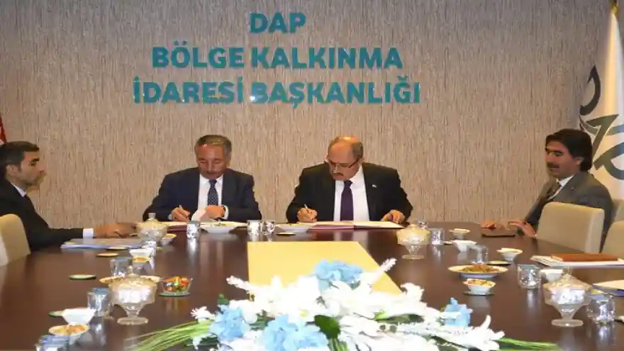 Ağrı İbrahim Çeçen Üniversitesi'nde Güneş Enerji Santrali Kuruluyor