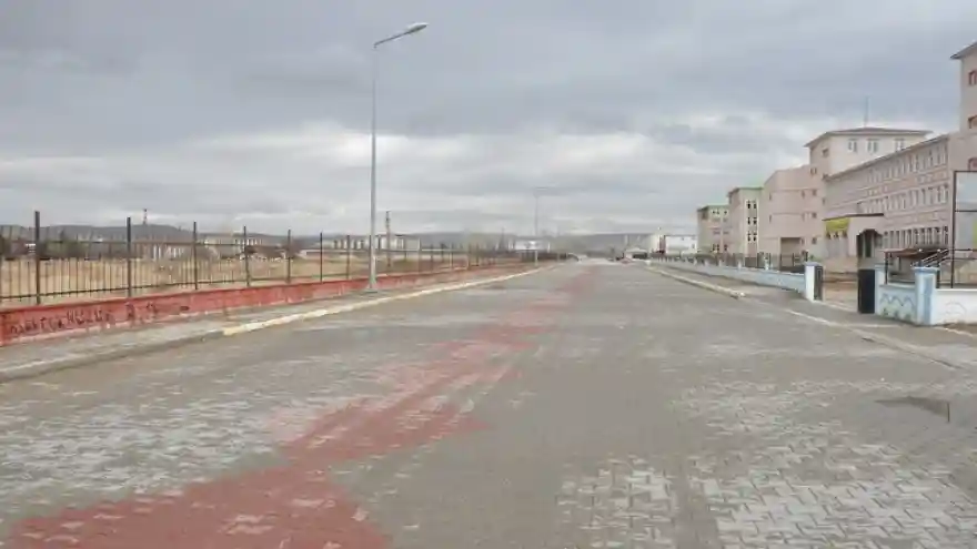 ERCİŞ'İN CADDE VE SOKAKLARI ARTIK DAHA AYDINLIK OLACAK