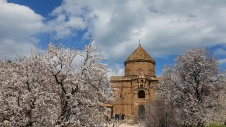 Akdamar’ı sit alanı olmaktan çıkaran karar değişti!  