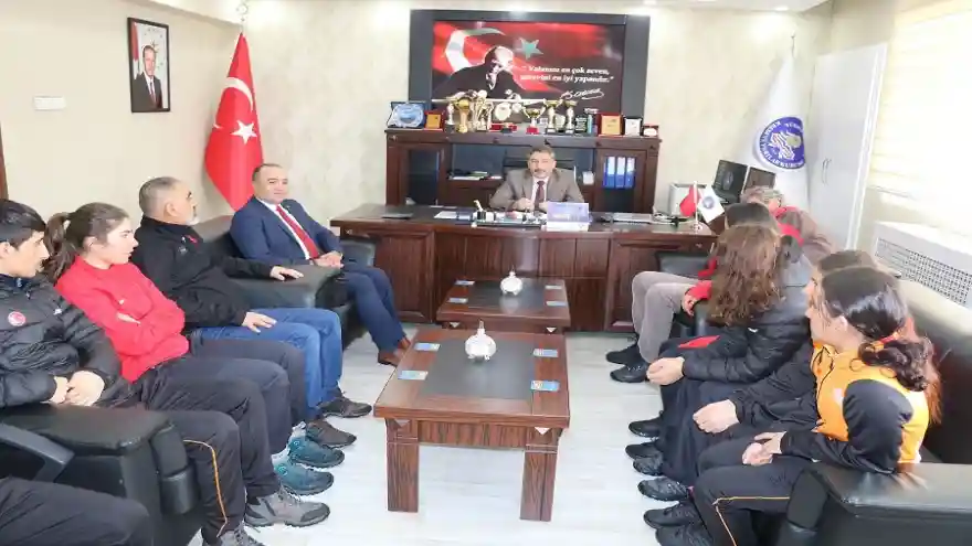 Ağrı’lı Kayakçıların Hedefinde Türkiye Şampiyonluğu Var