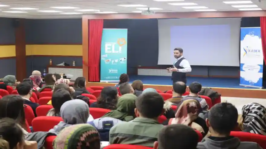 Ağrı’da “Öğretmen Eli” projesi