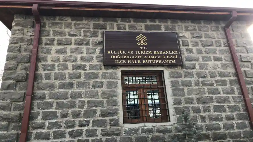 Ağrı'da Kütüphaneler Hizmetlerini Askıya Aldı