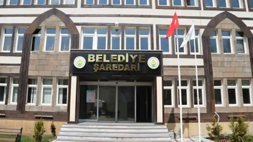 8 belediyeye kayyum atandı