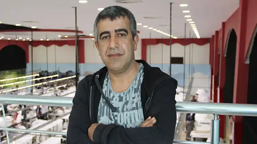 Vanlı İş adamı, koronavirüs tulumu siparişine yetişemiyor!