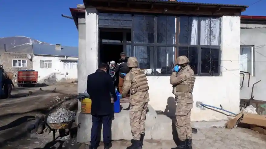 DOĞUBAYAZIT’TA YAŞLILARIMIZ "VEFA SOSYAL DESTEK GRUBU" İLE HAYATA TUTUNUYOR.