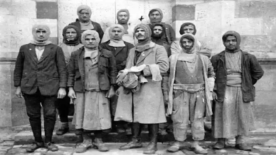 Eski Doğubeyazıt halkının ve Ermeni'lerin birlikte yaşadığını biliyormuydunuz ?