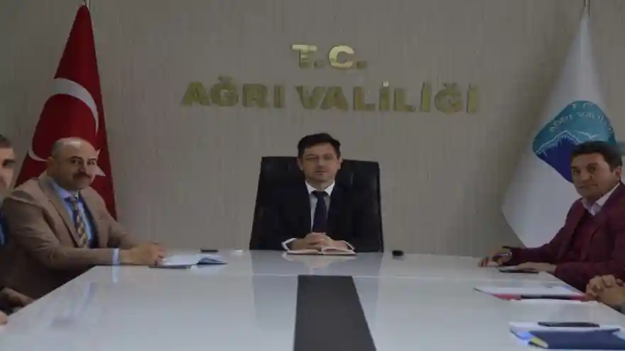 Ağrı Vali Yardımcısı: Yardım etmediğimiz, elimizin ulaşmadığı kimse yok