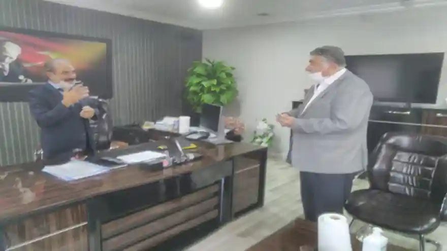 DOĞUBAYAZIT’A BAĞLI  GÜRBULAK GÜMRÜĞÜNDE SAHA İÇİ SERVİS SORUNU