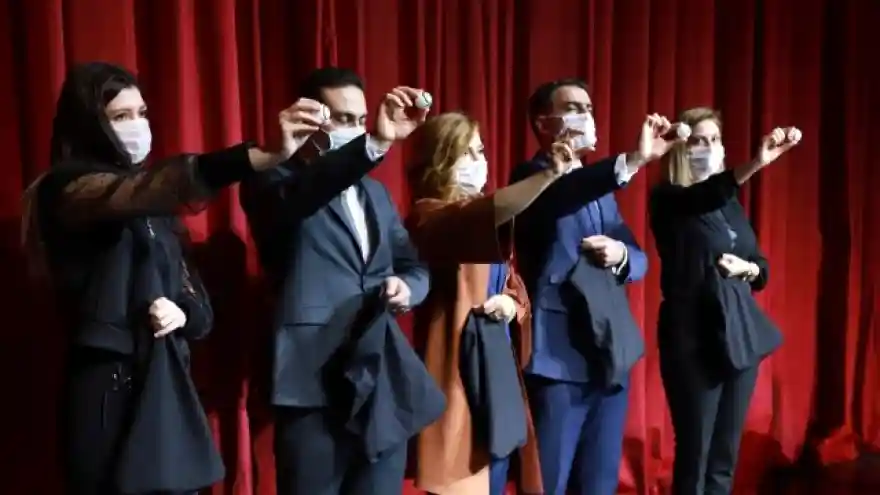 295 sağlık personelinin kura çekimi yapıldı