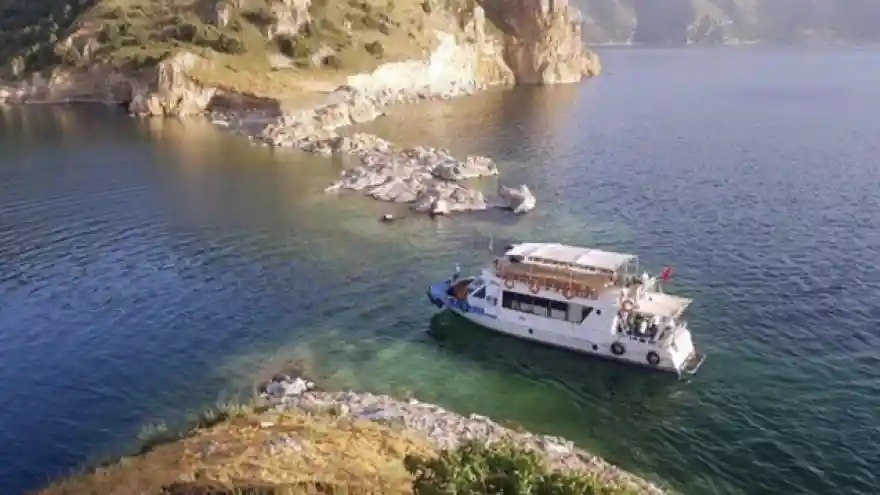 Van'da Dominik sahillerini aratmayan saklı cennet: Ağın