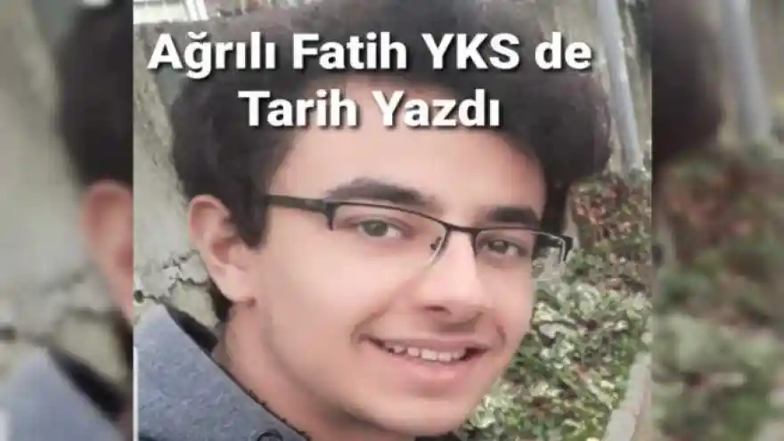 Ağrılı Öğrenci YKS de Türkiye Derecesi Yaptı