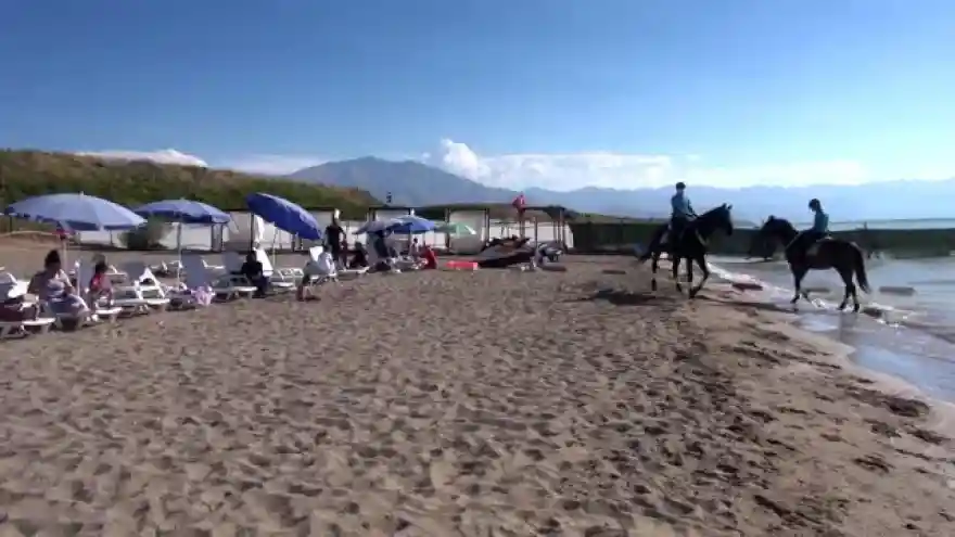 Van'da atlı jandarma timi göreve başladı