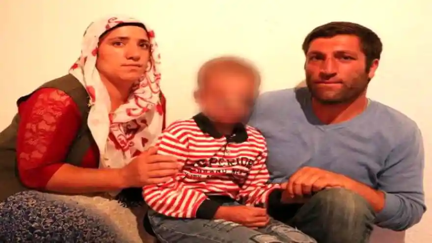 Cilt kanseri nedeniyle dışarı çıkamayan 8 yaşındaki çocuk için annesi yardım istiyor