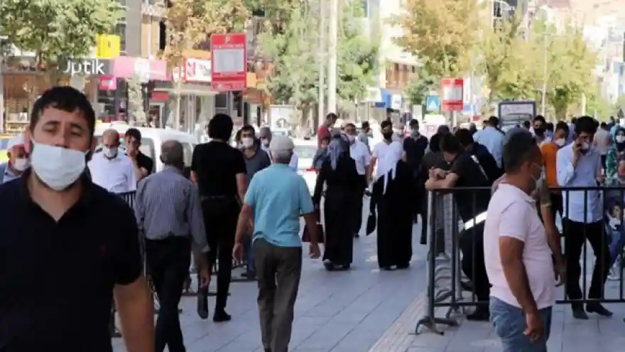 İçişleri Bakanlığı'ndan maske zorunluluğu ile ilgili yeni genelge!